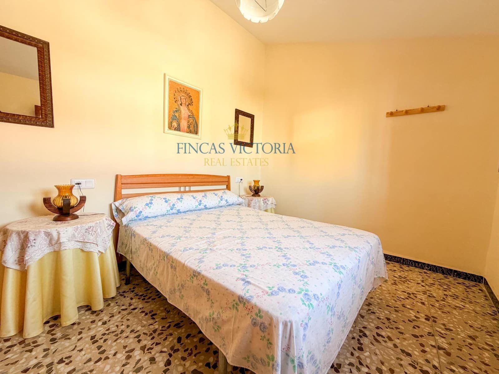 8 bedroom Townhouse for sale in San Juan de los Terreros with garage - € 250,000 (Ref: 9797139)