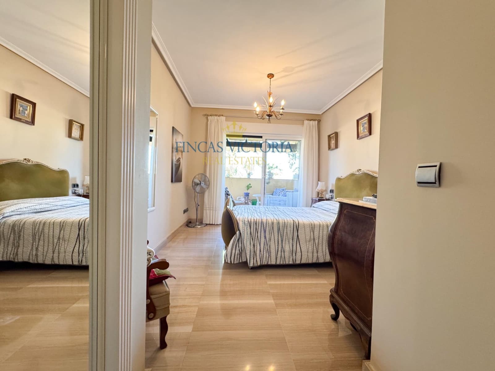 2 sypialnia Penthouse do wynajęcia w Aguilas z basenem garażem - 2 800 € (Ref: 9804311)