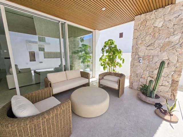 3 slaapkamer Villa te koop in San Juan de los Terreros, Pulpí met zwembad garage - € 485.000 (Ref: 9818250)