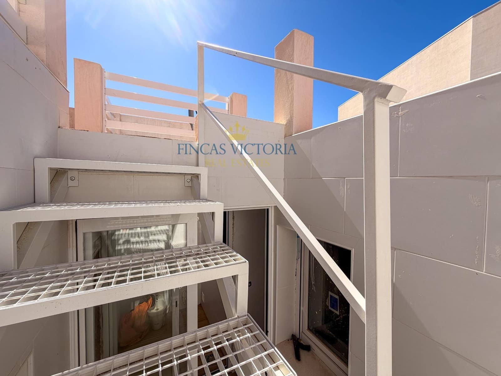 3 bedroom Townhouse for sale in Aguilas with garage - € 360,000 (Ref: 9836683)