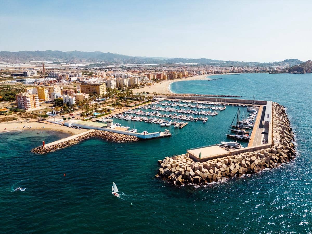 2 slaapkamer Appartement te koop in Aguilas met zwembad garage - € 267.000 (Ref: 9861886)