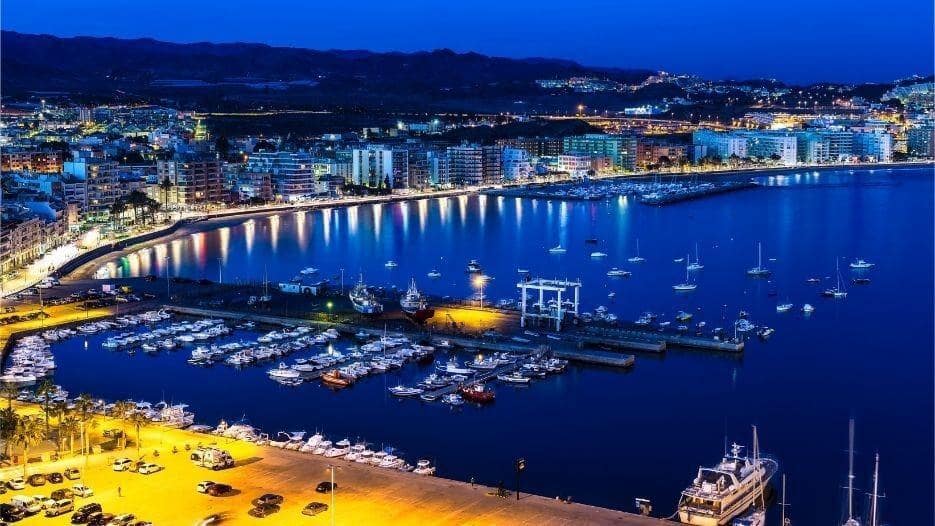 2 slaapkamer Appartement te koop in Aguilas met zwembad garage - € 267.000 (Ref: 9861886)