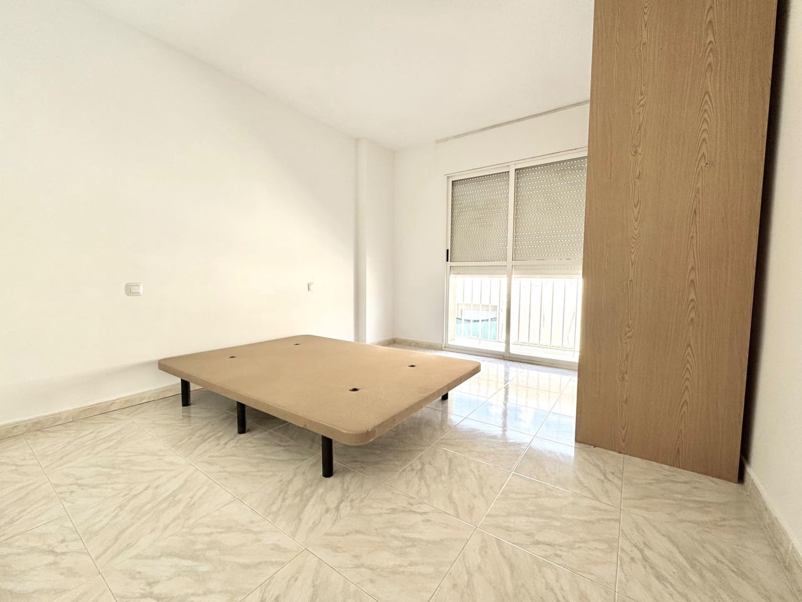4 bedroom Flat for sale in Aguilas - € 130,000 (Ref: 9868614)