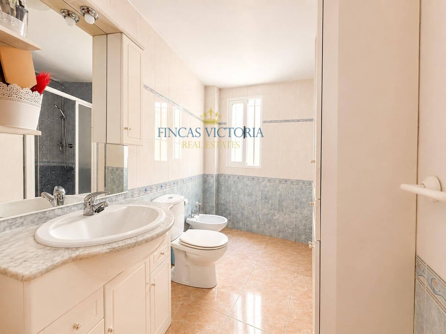 4 bedroom Flat for sale in Aguilas with garage - € 150,000 (Ref: 9873525)