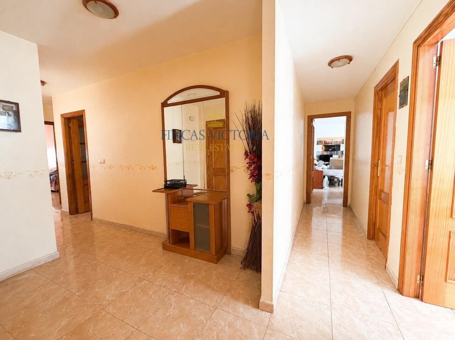 4 bedroom Flat for sale in Aguilas with garage - € 150,000 (Ref: 9873525)