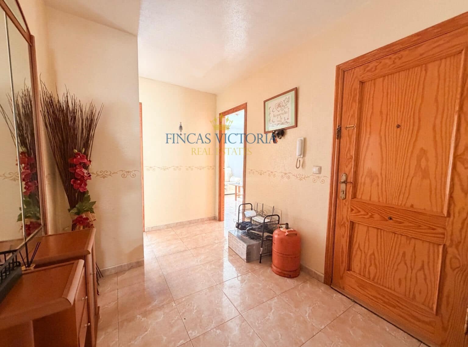 4 bedroom Flat for sale in Aguilas with garage - € 150,000 (Ref: 9873525)