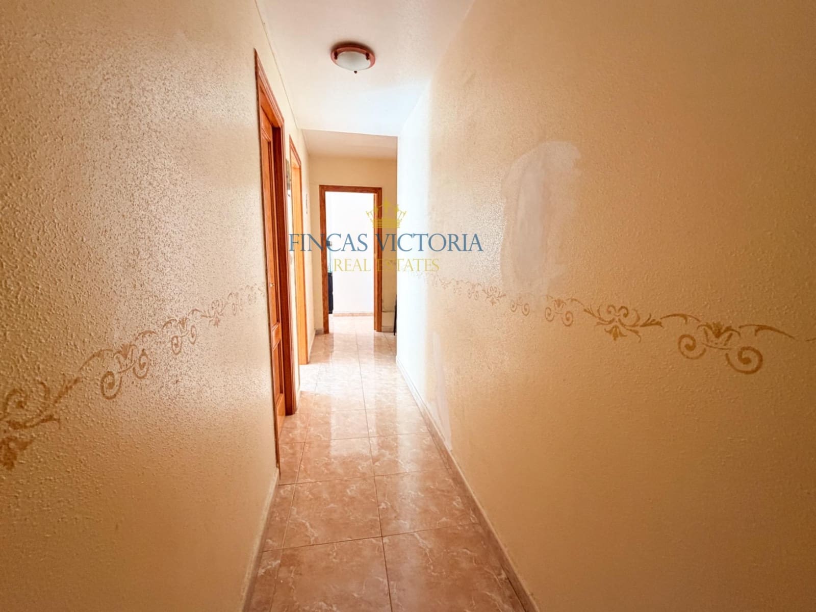 4 bedroom Flat for sale in Aguilas with garage - € 150,000 (Ref: 9873525)