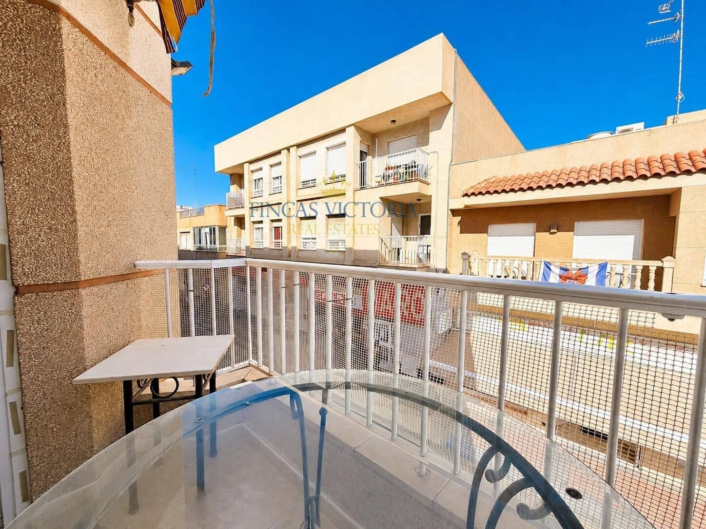 4 bedroom Flat for sale in Aguilas with garage - € 150,000 (Ref: 9873525)