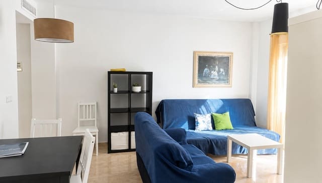 Piso de 3 habitaciones en Aguilas en venta - 169.900 € (Ref: 9915852)
