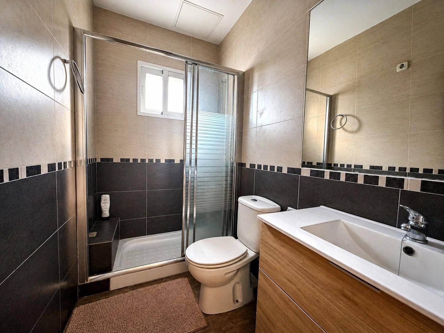 Adosado de 6 habitaciones en Aguilas en venta con garaje - 180.000 € (Ref: 9915853)