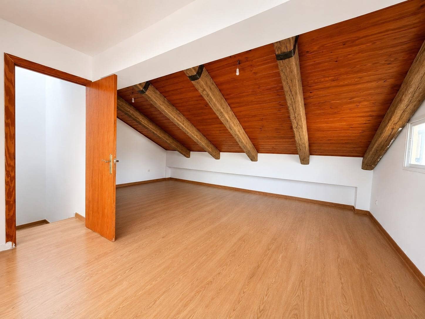 Adosado de 6 habitaciones en Aguilas en venta con garaje - 180.000 € (Ref: 9915853)