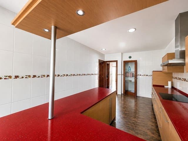 Adosado de 6 habitaciones en Aguilas en venta con garaje - 180.000 € (Ref: 9915853)