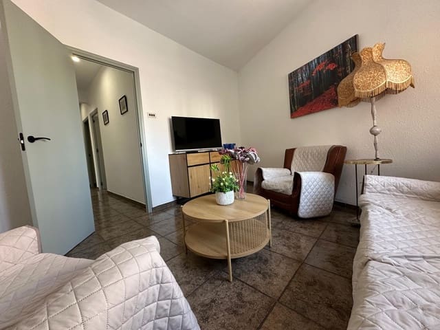 2 bedroom Flat for rent in Aguilas - € 700 (Ref: 9915854)