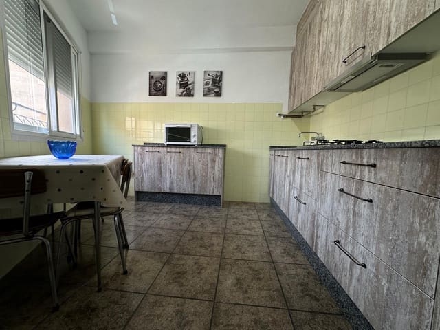 2 bedroom Flat for rent in Aguilas - € 700 (Ref: 9915854)