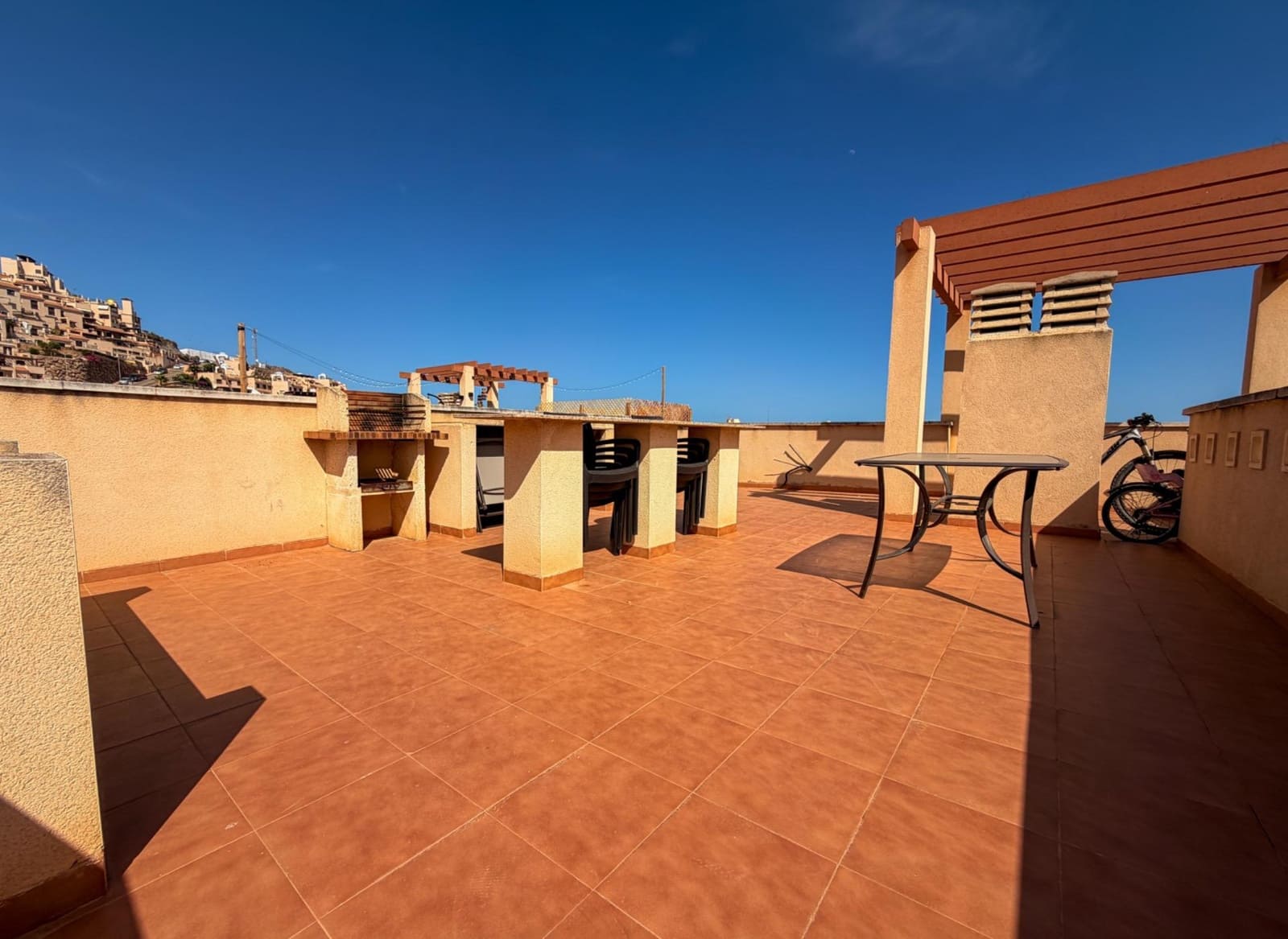 2 bedroom Penthouse for sale in Los Collados with pool garage - € 150,000 (Ref: 9922323)