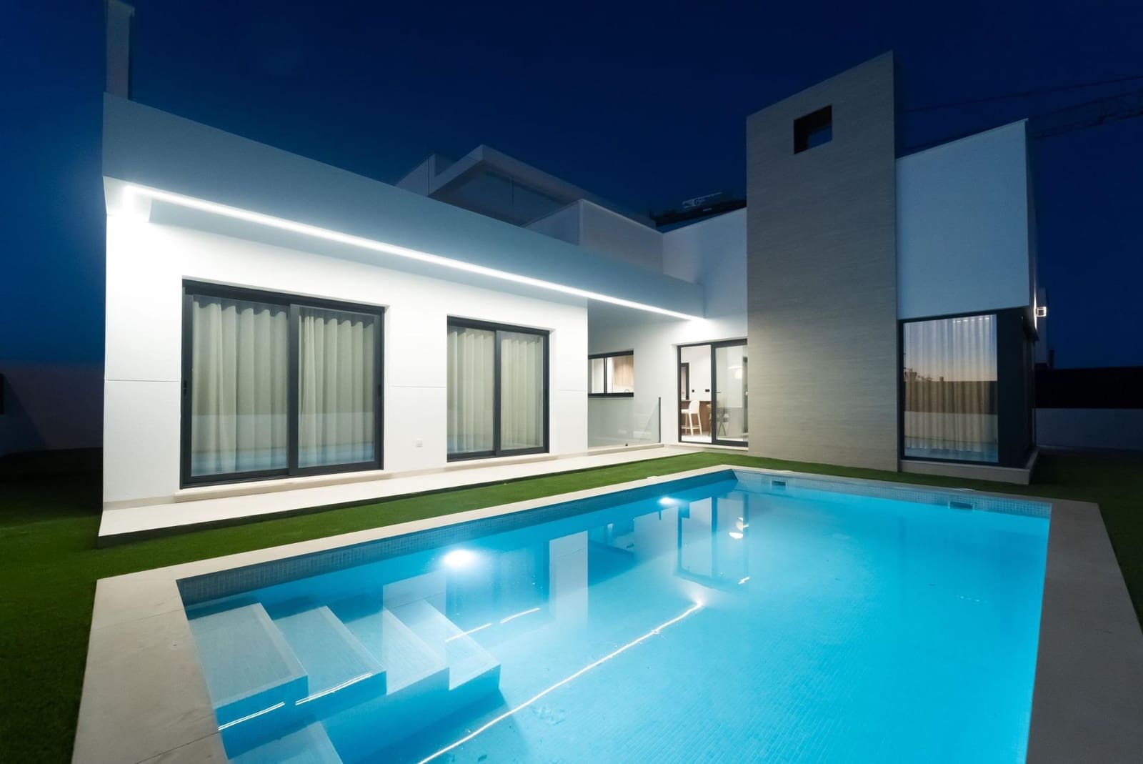 Chalet de 3 habitaciones en Torre-Pacheco en venta con piscina - 829.000 € (Ref: 9934224)