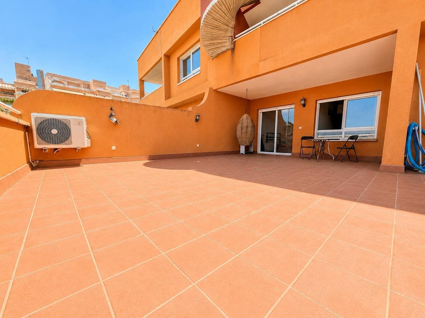 2 chambre Appartement à vendre à Aguilas avec piscine garage - 240 000 € (Ref: 9936421)