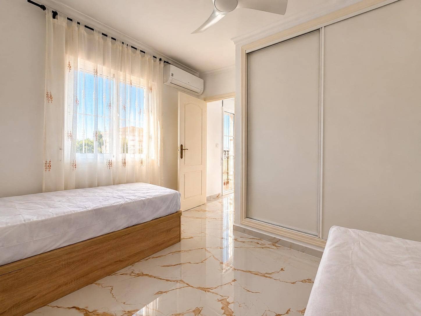 2 quarto Moradia para venda em San Juan de los Terreros com piscina garagem - 397 000 € (Ref: 9938221)