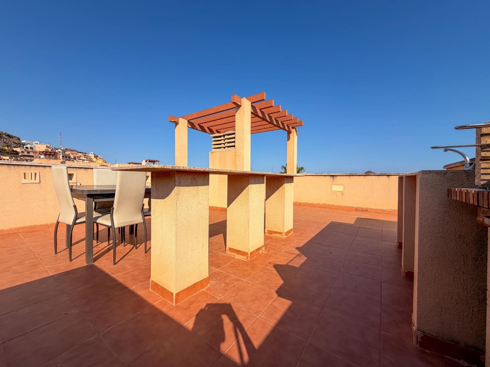 2 soverom Penthouse til salgs i Los Collados med svømmebasseng - € 145 000 (Ref: 9942543)