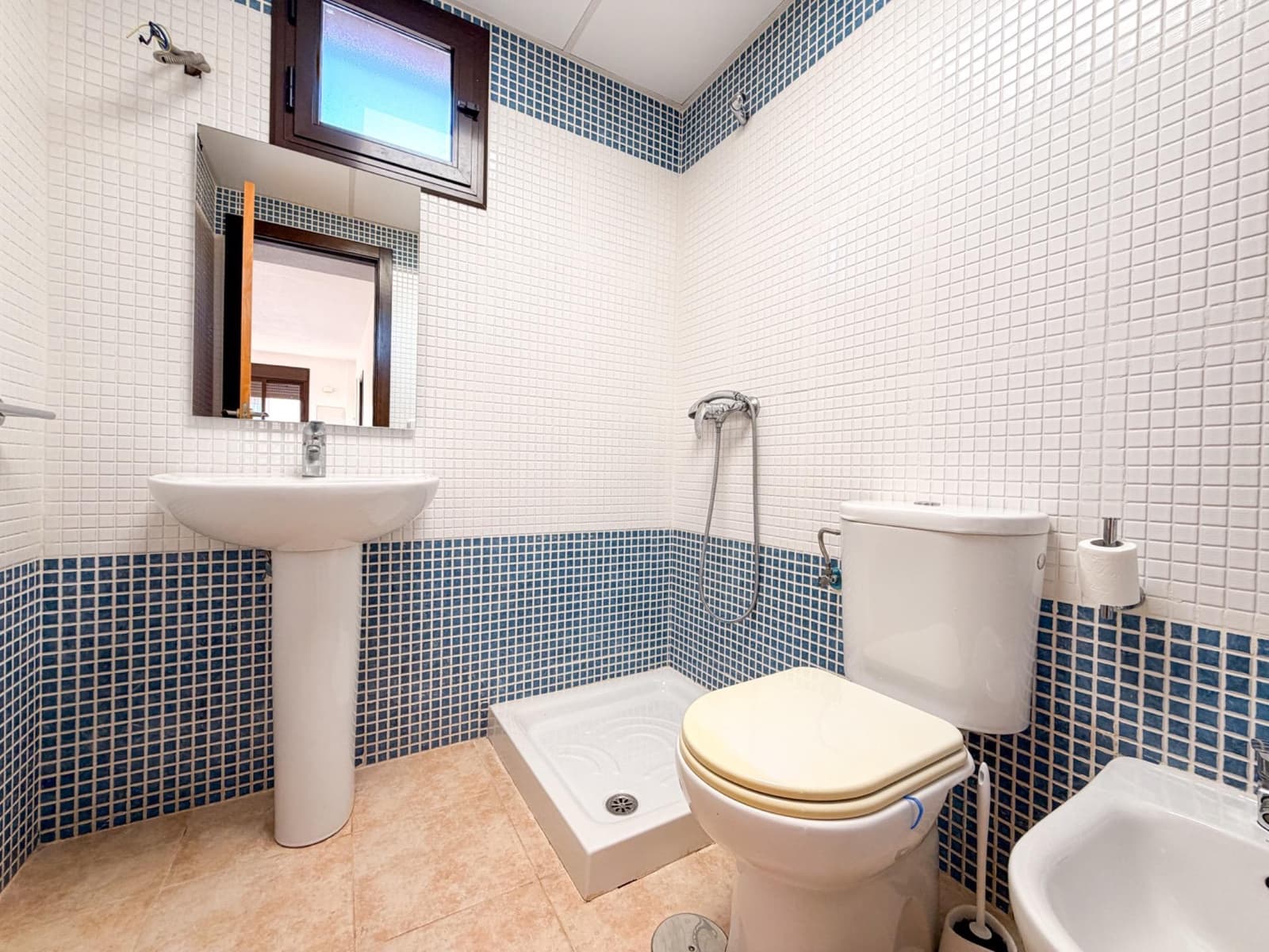 2 soverom Penthouse til salgs i Los Collados med svømmebasseng - € 145 000 (Ref: 9942543)