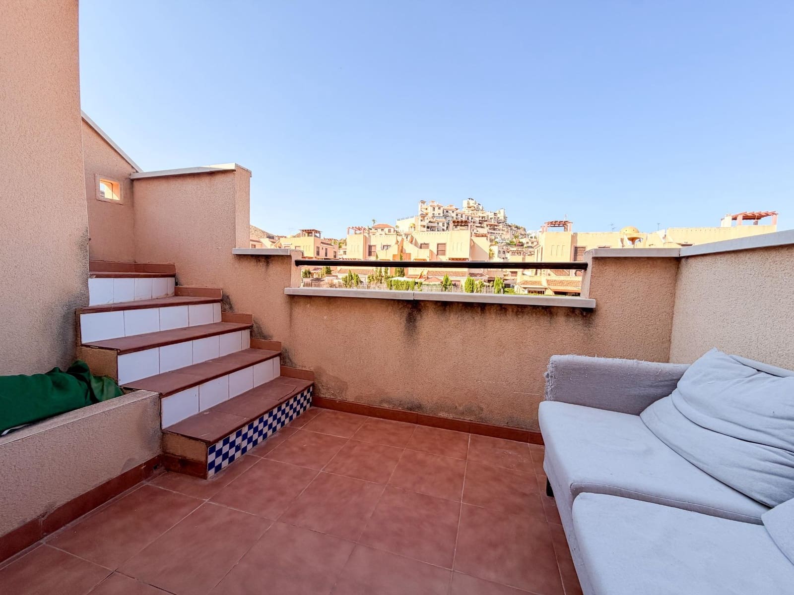2 soverom Penthouse til salgs i Los Collados med svømmebasseng - € 145 000 (Ref: 9942543)