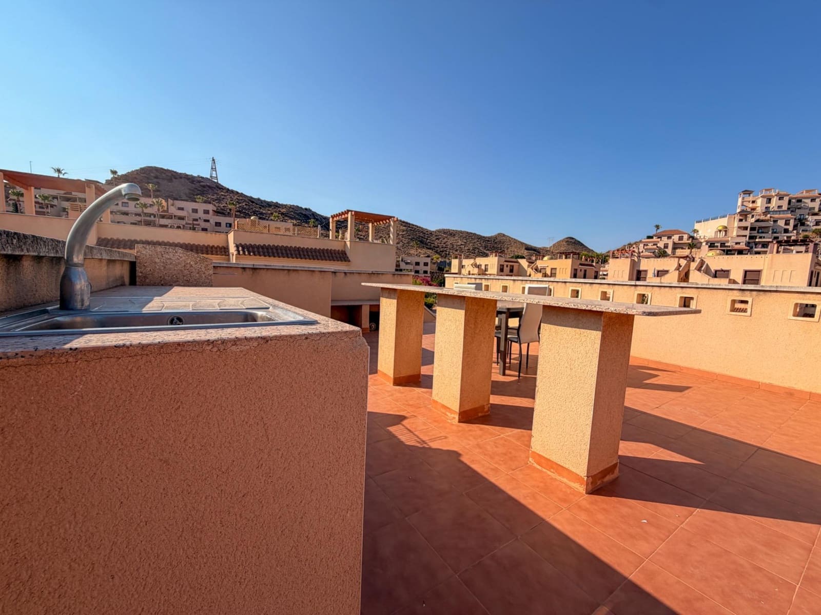 2 soverom Penthouse til salgs i Los Collados med svømmebasseng - € 145 000 (Ref: 9942543)