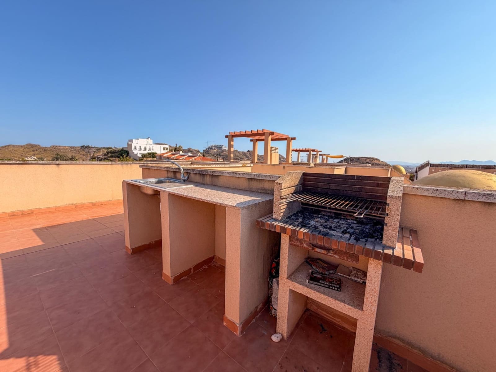 2 soverom Penthouse til salgs i Los Collados med svømmebasseng - € 145 000 (Ref: 9942543)