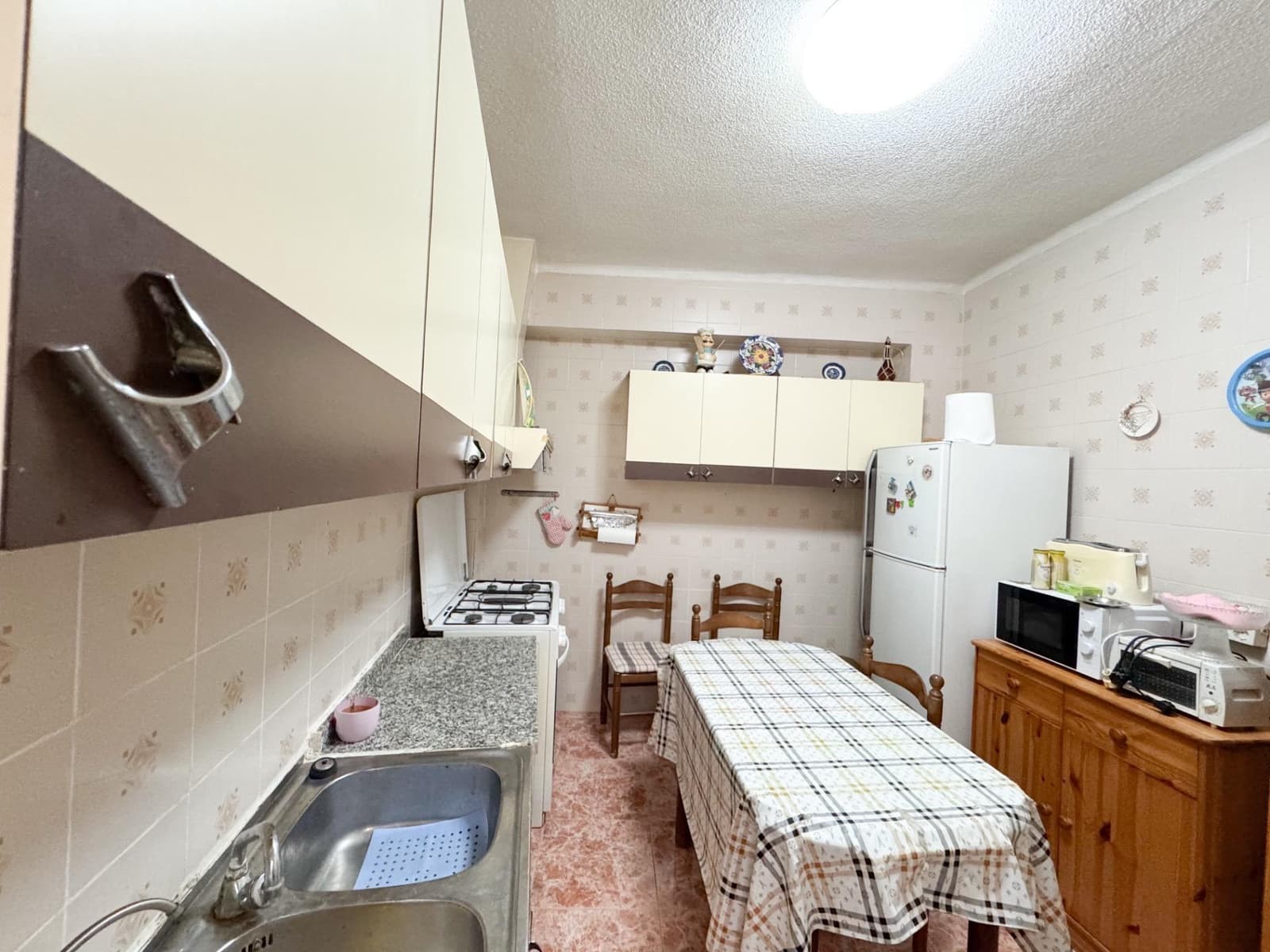 7 bedroom Townhouse for sale in Aguilas - € 155,500 (Ref: 9947937)