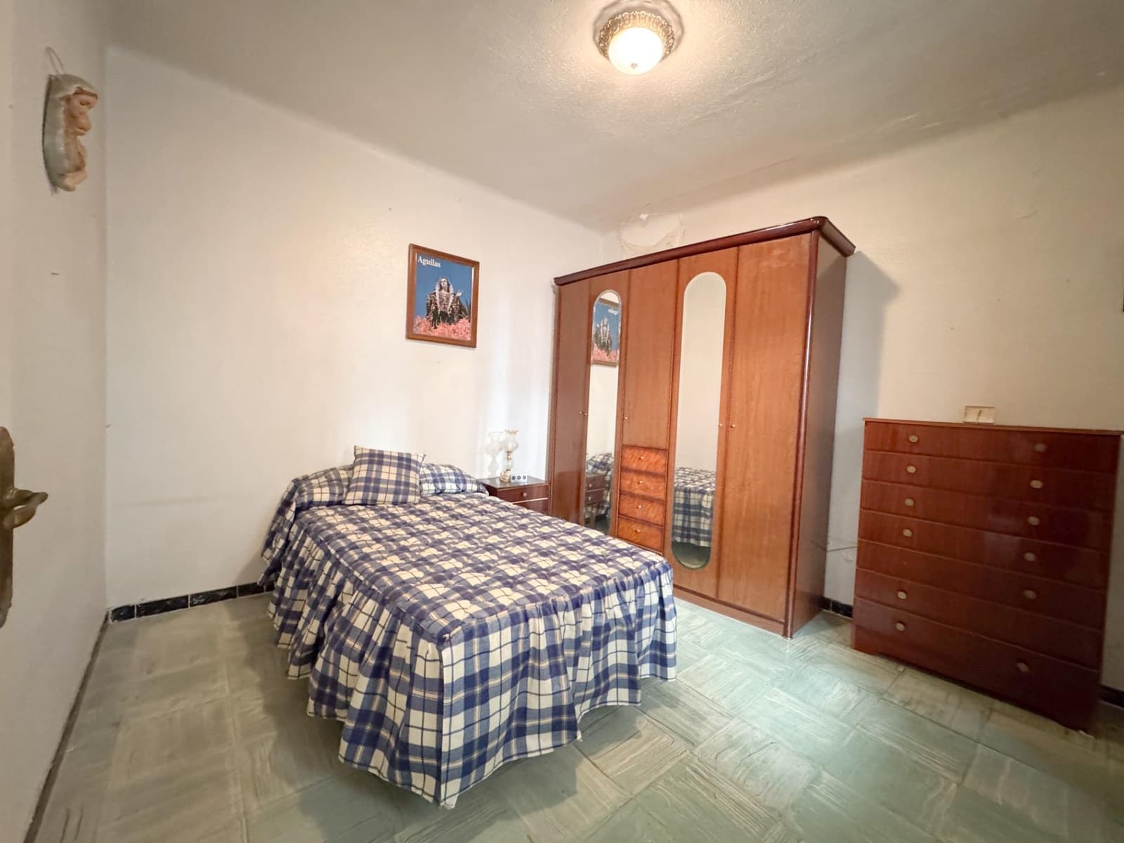 7 bedroom Townhouse for sale in Aguilas - € 155,500 (Ref: 9947937)
