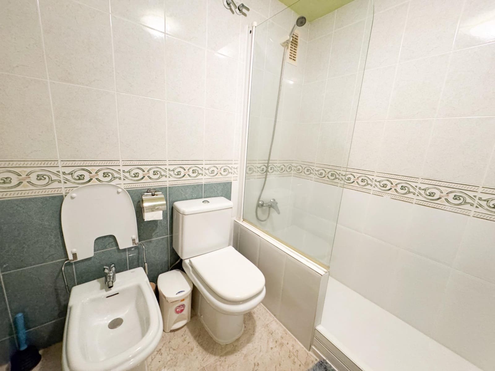 4 soveværelse Lejlighed til leje i Aguilas med garage - € 750 (Ref: 9973339)