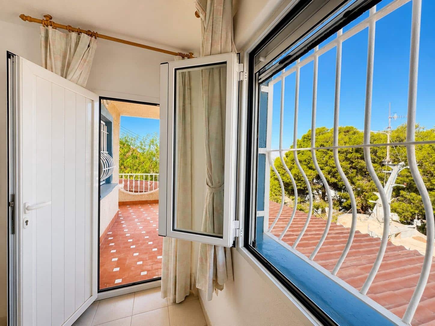 5 soverom Rekkehus til salgs i San Juan de los Terreros - € 615 000 (Ref: 9990747)