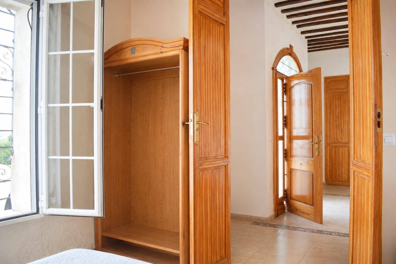 Chalet de 6 habitaciones en Huércal-Overa en venta - 240.000 € (Ref: 9994268)