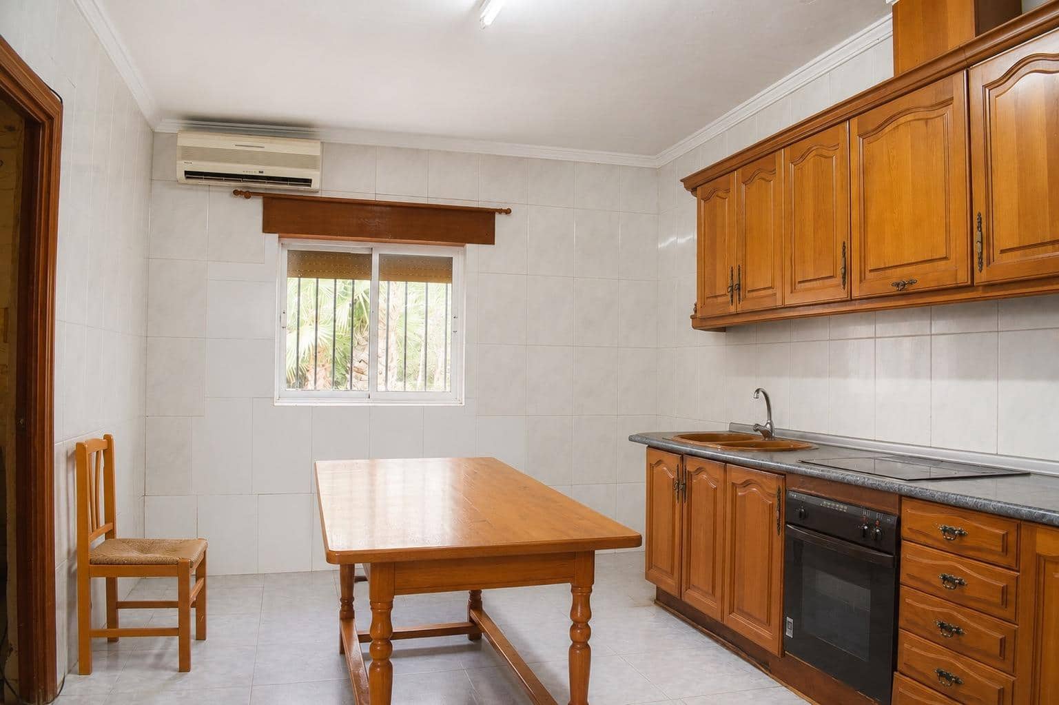 Chalet de 6 habitaciones en Huércal-Overa en venta - 240.000 € (Ref: 9994268)
