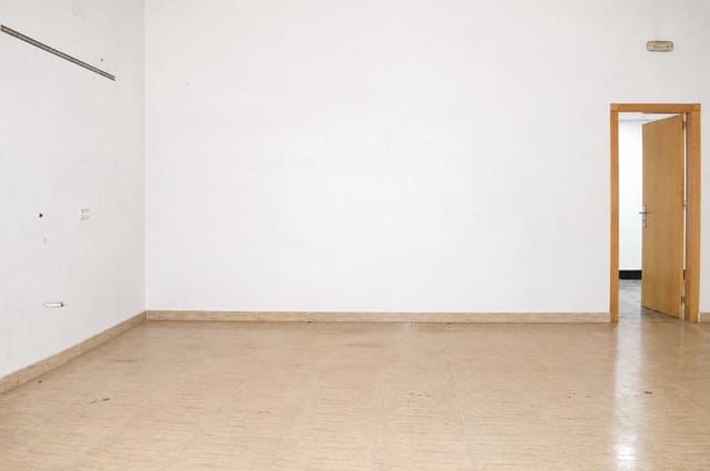 Erhverv til salg i El Algar, Cartagena med garage - € 90.000 (Ref: 9994271)
