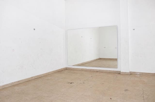 Erhverv til salg i El Algar, Cartagena med garage - € 90.000 (Ref: 9994271)