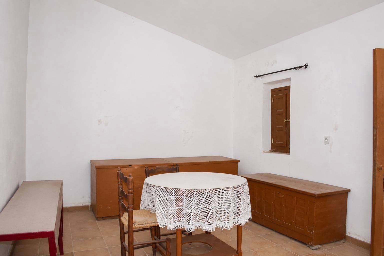 5 slaapkamer Villa te koop in Lubrin - € 75.000 (Ref: 9994272)