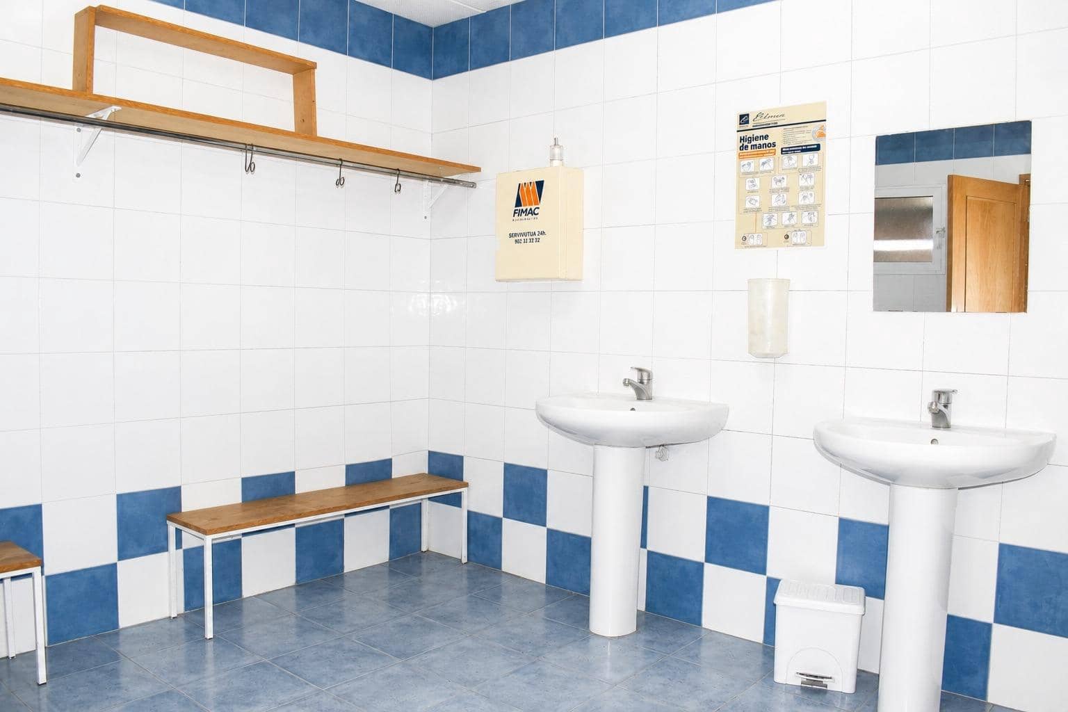 Erhverv til salg i Alcantarilla - € 720.000 (Ref: 9994273)