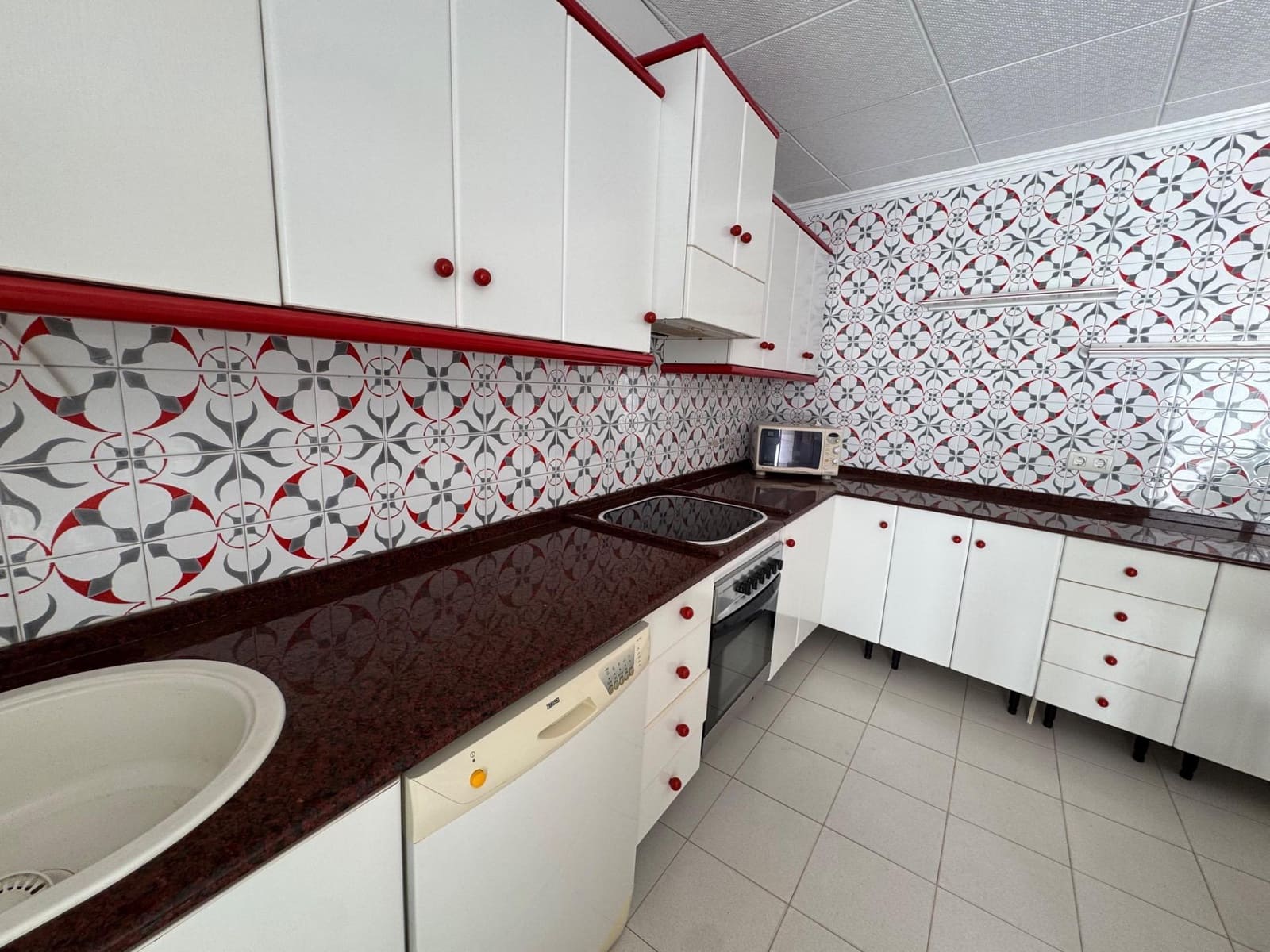 5 slaapkamer Flat te koop in Aguilas - € 197.000 (Ref: 9998829)