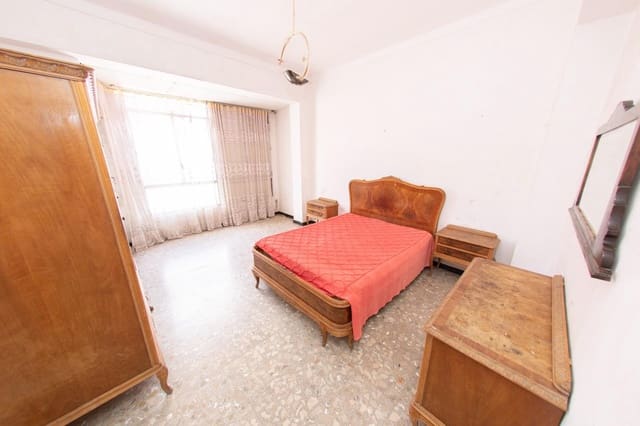 4 bedroom Townhouse for sale in Puerto Lumbreras with garage - € 174,900 (Ref: 9306704)