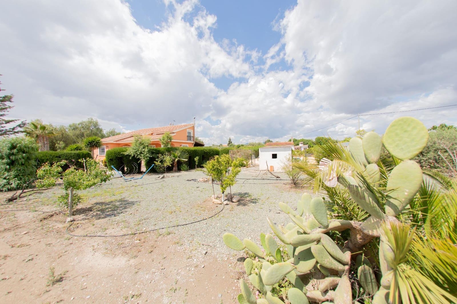 5 bedroom Finca/Country House for sale in Puerto Lumbreras with pool - € 309,900 (Ref: 9306707)