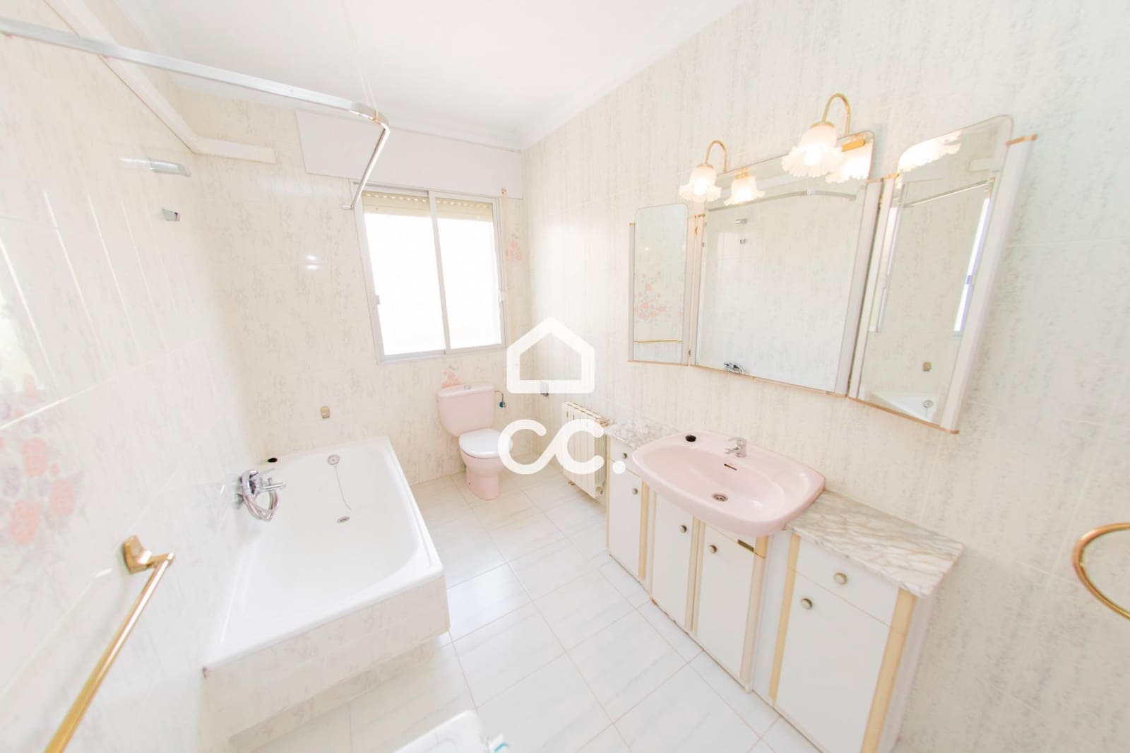 3 bedroom Villa for sale in Calabardina with garage - € 354,900 (Ref: 9306708)