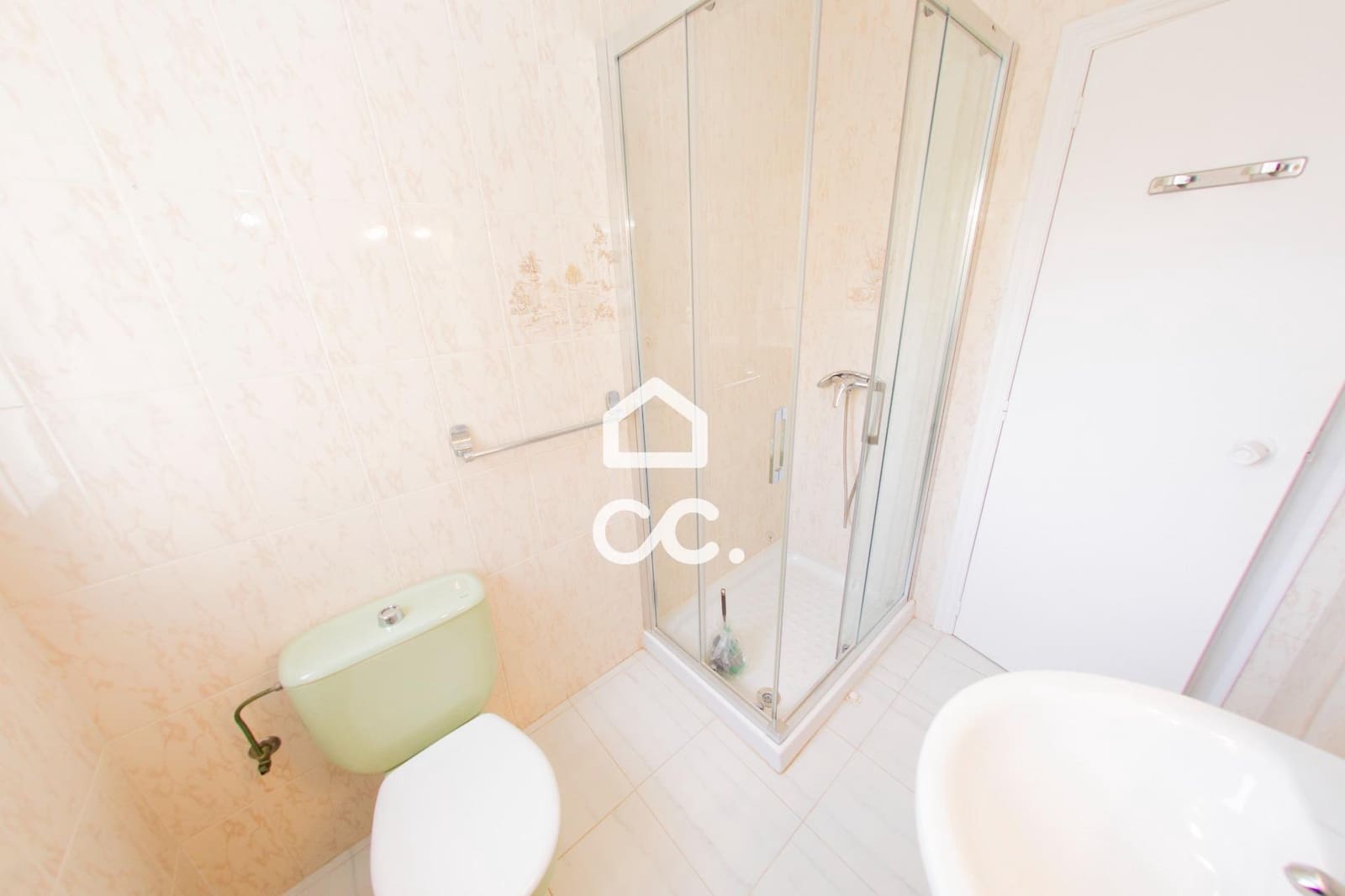 3 bedroom Villa for sale in Calabardina with garage - € 354,900 (Ref: 9306708)