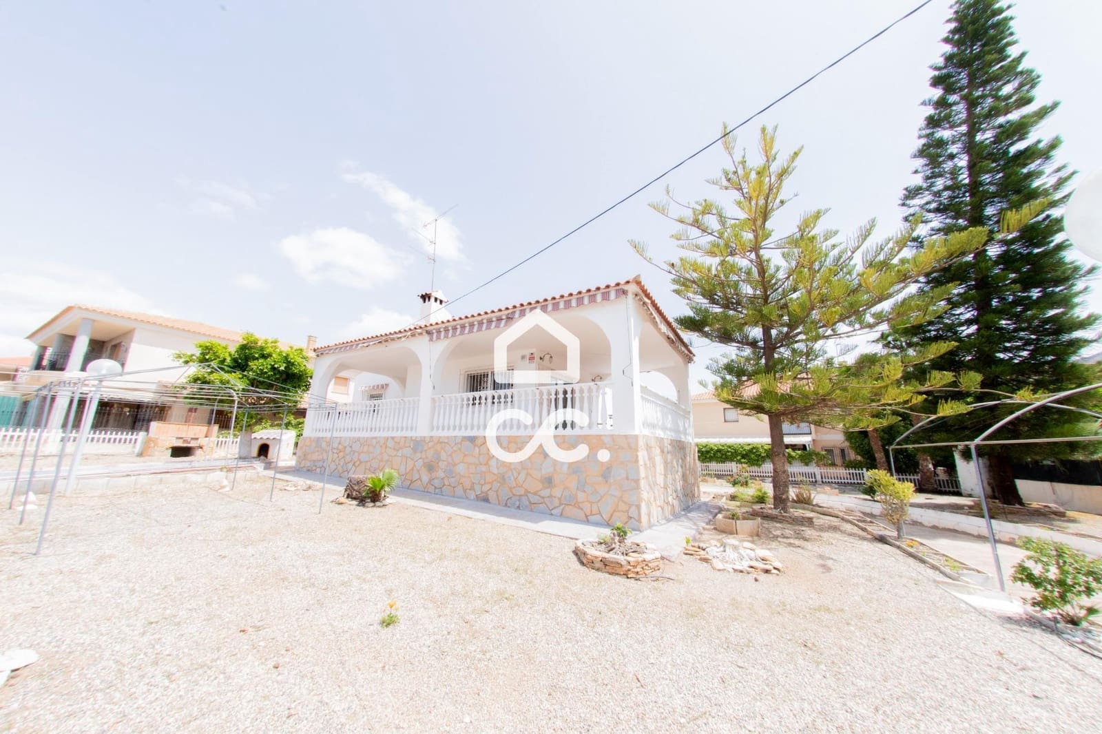 3 bedroom Villa for sale in Calabardina with garage - € 354,900 (Ref: 9306708)