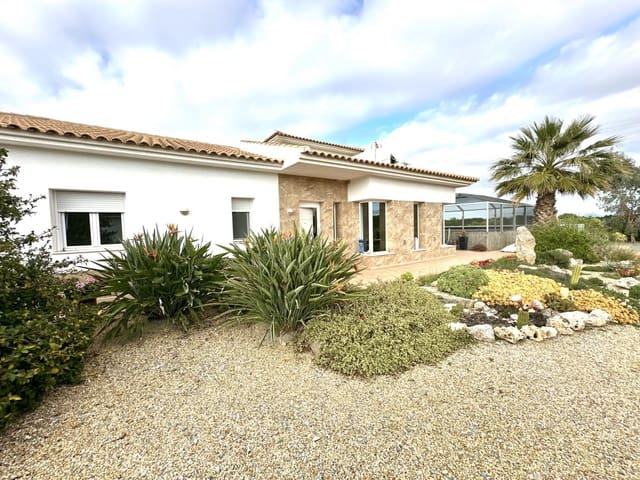 4 sovrum Finca/Hus på landet till salu i Puerto Lumbreras med pool garage - 399 900 € (Ref: 9726671)