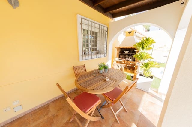 Chalet de 4 habitaciones en Calabardina, Aguilas en venta con piscina garaje - 349.900 € (Ref: 9825279)