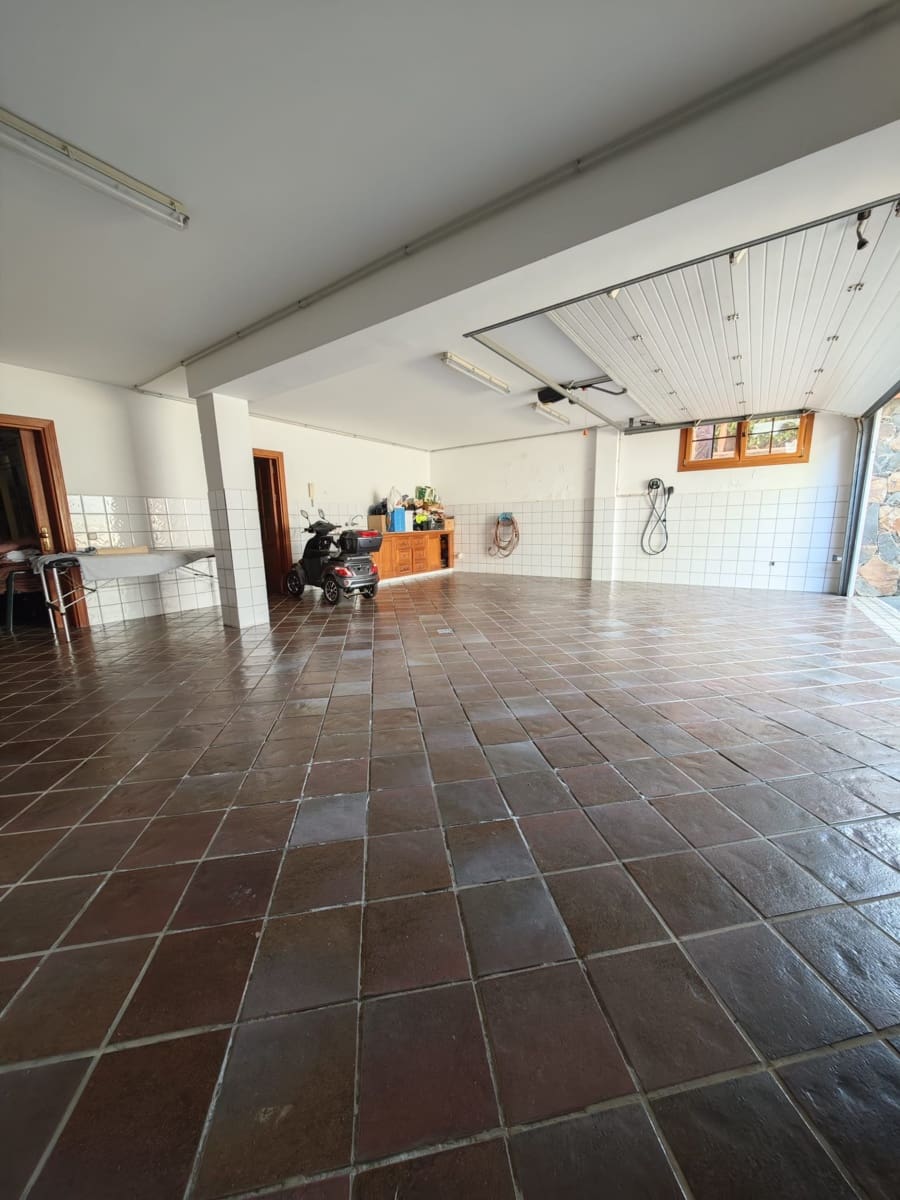 Chalet de 5 habitaciones en San Bartolomé de Tirajana en venta con piscina garaje - 1.790.000 € (Ref: 10023341)