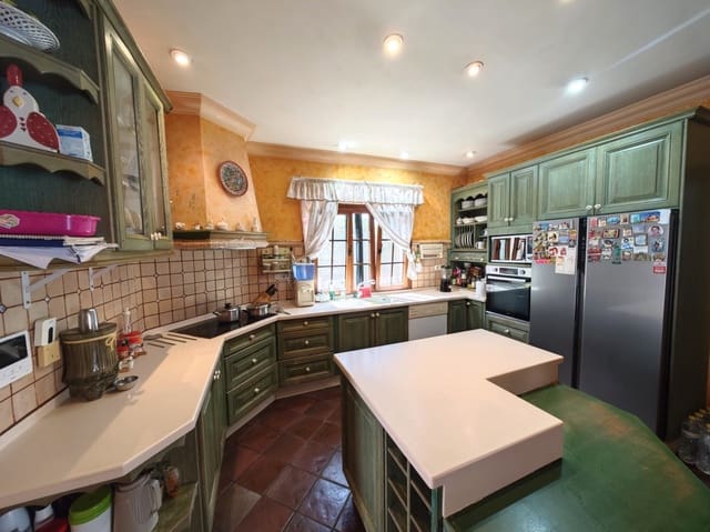 Chalet de 5 habitaciones en San Bartolomé de Tirajana en venta con piscina garaje - 1.790.000 € (Ref: 10023341)