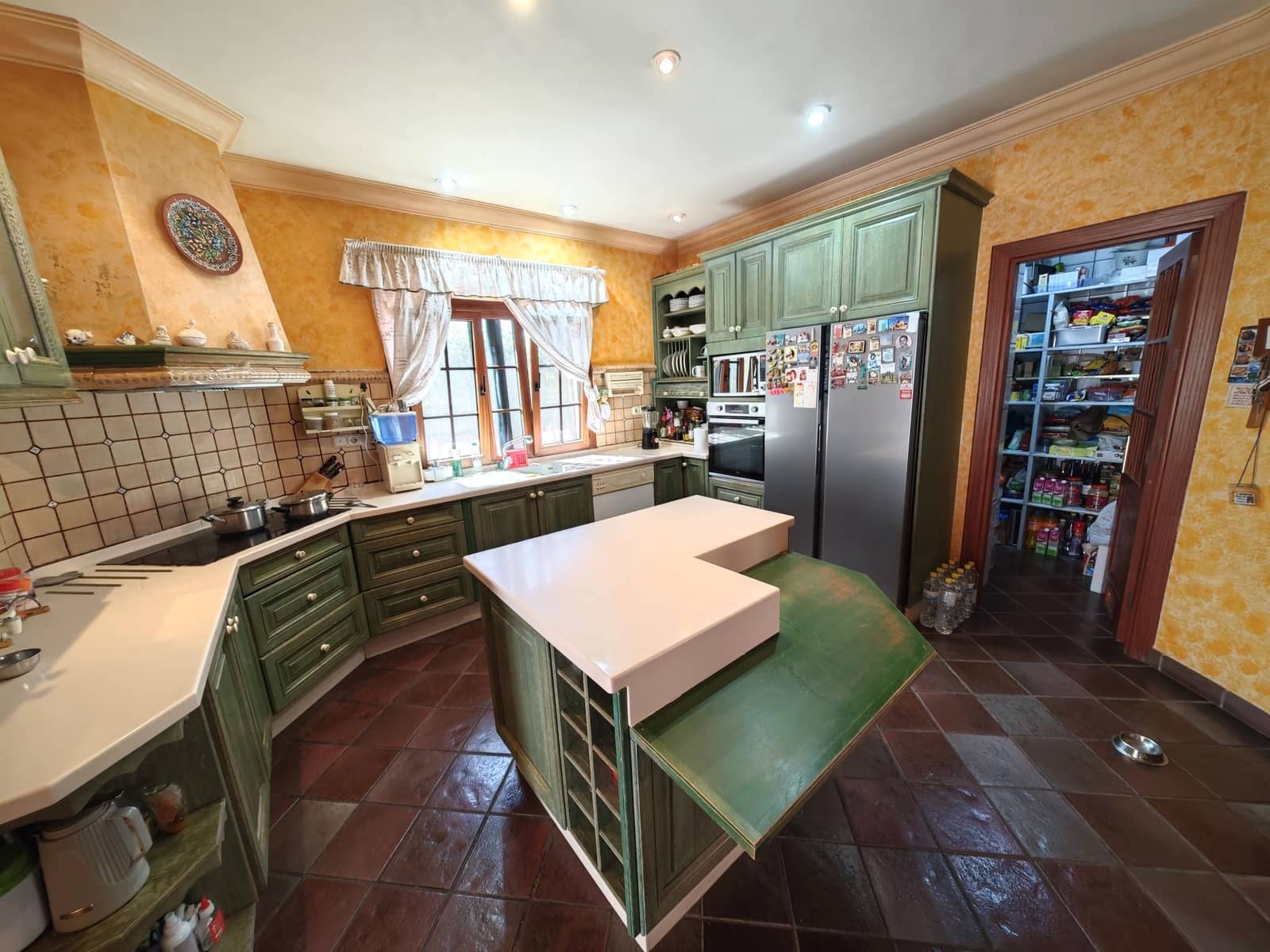 Chalet de 5 habitaciones en San Bartolomé de Tirajana en venta con piscina garaje - 1.790.000 € (Ref: 10023341)