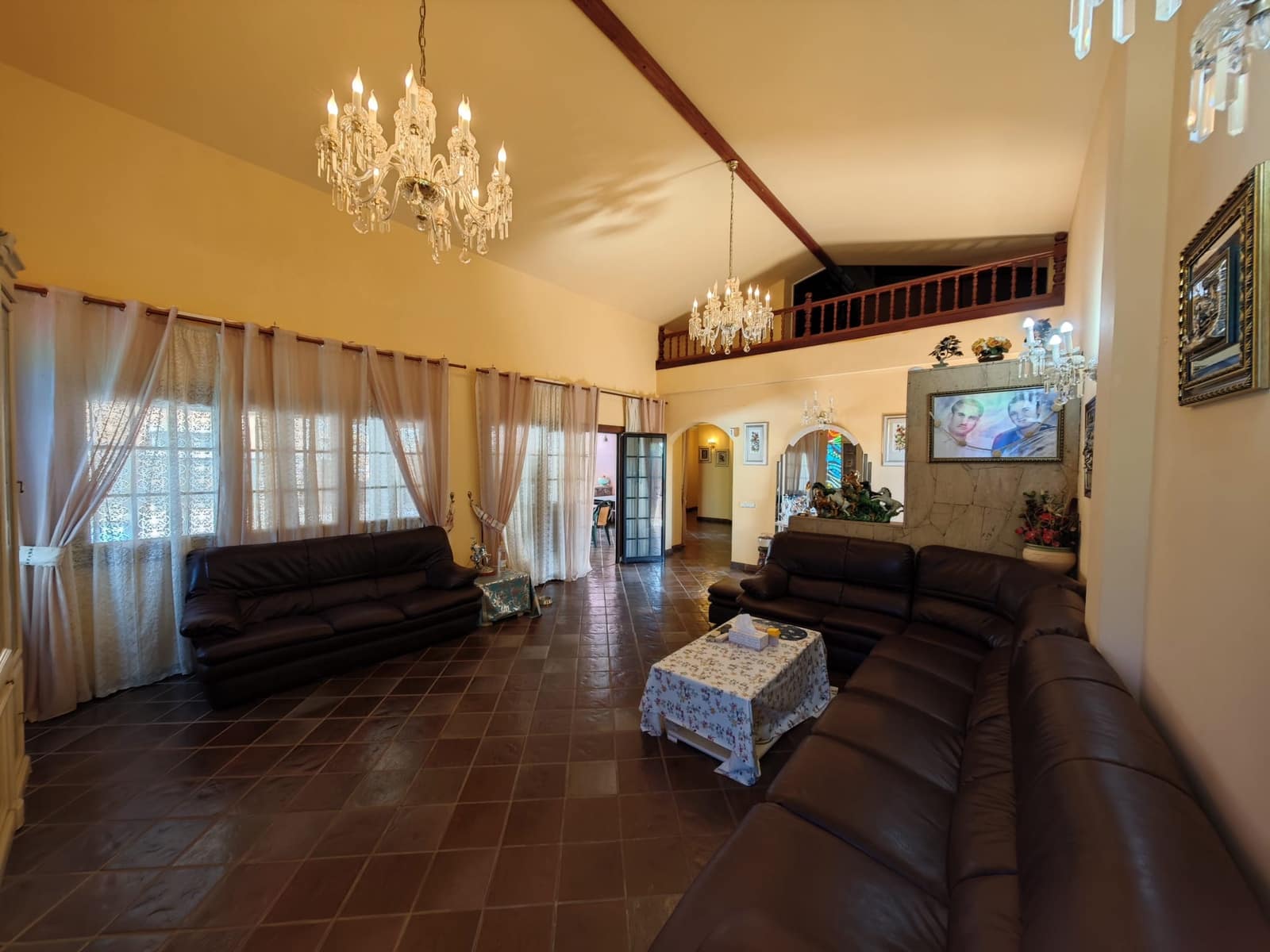 Chalet de 5 habitaciones en San Bartolomé de Tirajana en venta con piscina garaje - 1.790.000 € (Ref: 10023341)