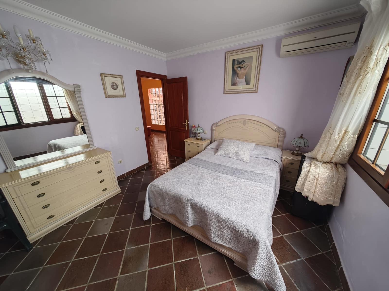 Chalet de 5 habitaciones en San Bartolomé de Tirajana en venta con piscina garaje - 1.790.000 € (Ref: 10023341)